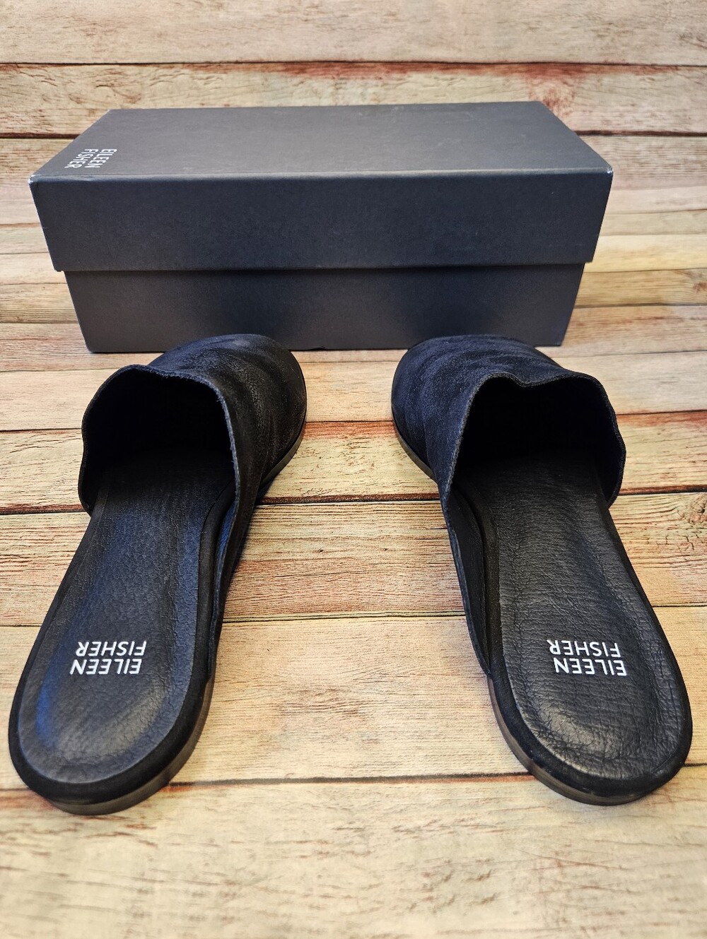 Eileen Fisher tumbled leather open-toe mules. Size 9 - Picture 6 of 7